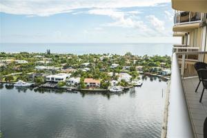 20191 E Country Club Dr Unit 2104
