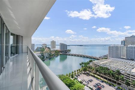 495 Brickell Ave