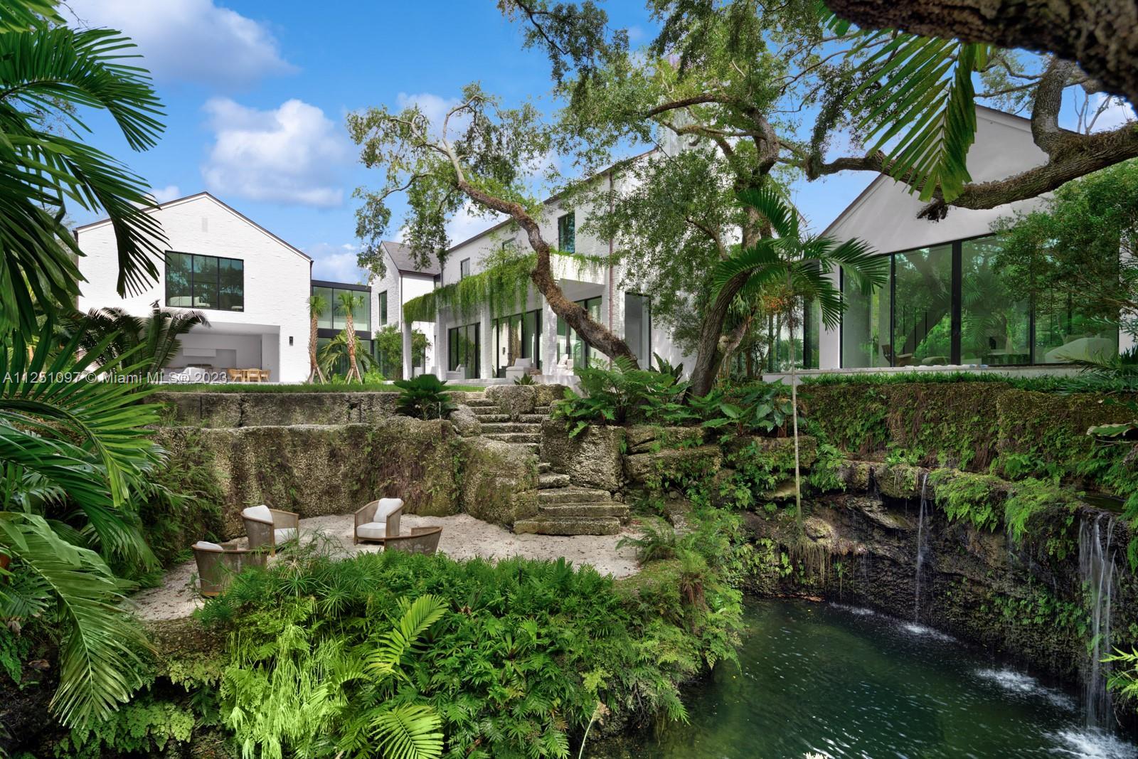 4940 Hammock Lake Dr, Coral Gables, FL lhrmls01470983