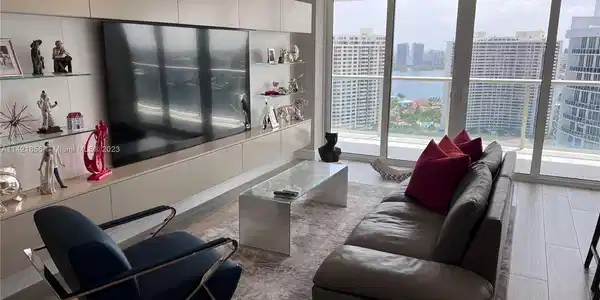 4000 Island Blvd Unit 3003