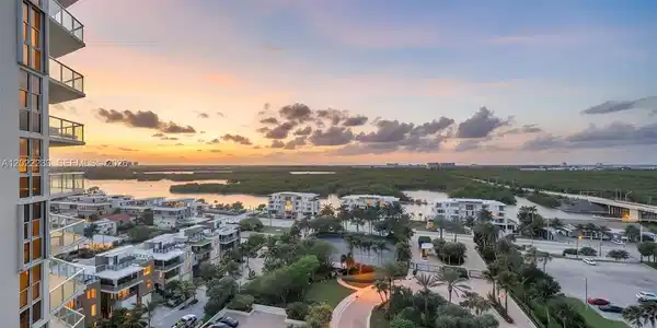 6001 N Ocean Dr