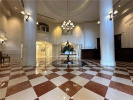20000 E Country Club Dr Unit 803