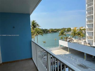 5838 Collins Ave