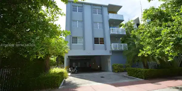 344 Meridian Ave