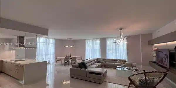 17301 Biscayne Blvd