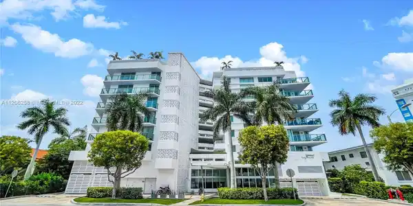 1133 102nd St Unit 707