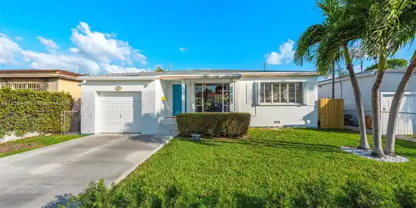 1545 Normandy Dr