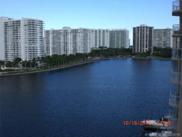 18071 Biscayne Blvd