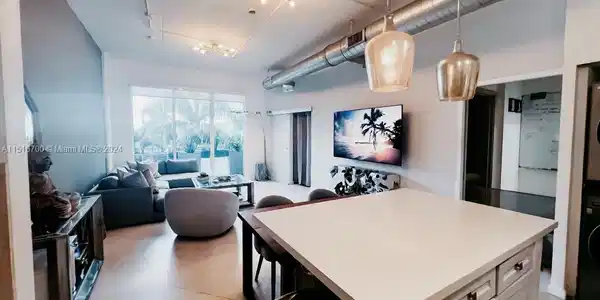 2001 Biscayne Blvd