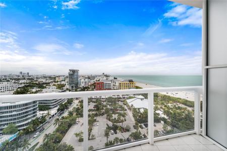 50 S Pointe Dr