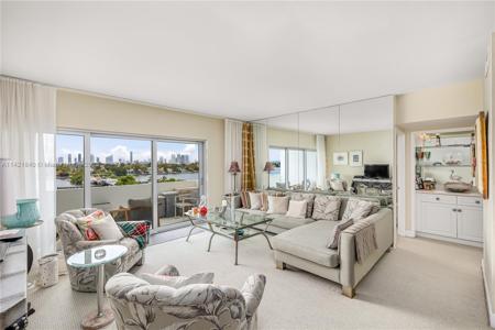 3 Island Ave Unit 7G