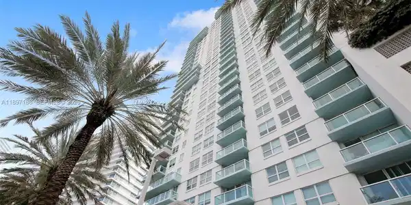 650 West Ave