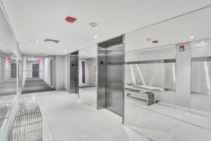 20335 W Country Club Dr Unit 703