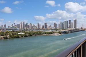 1000 Venetian Way Unit 1002