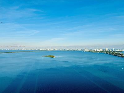 2020 N Bayshore Dr