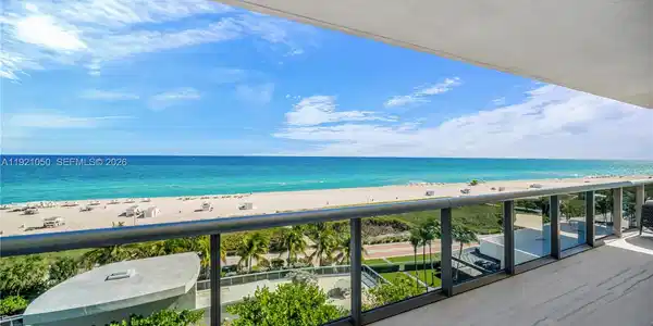 5875 Collins Ave