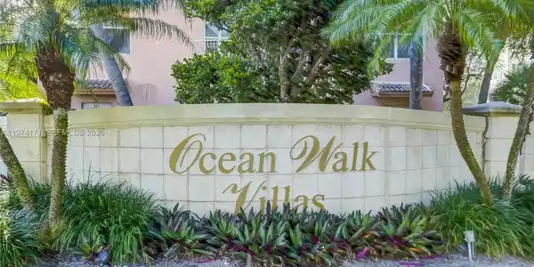 2039 Oceanwalk Ter