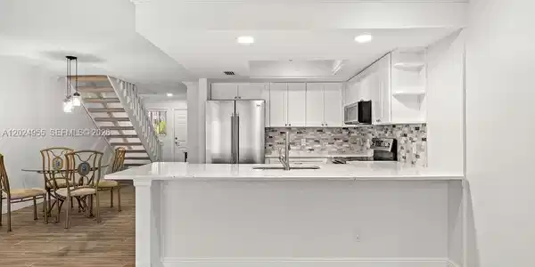 4949 N Highway A1a