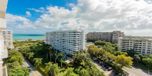 155 Ocean Lane Dr