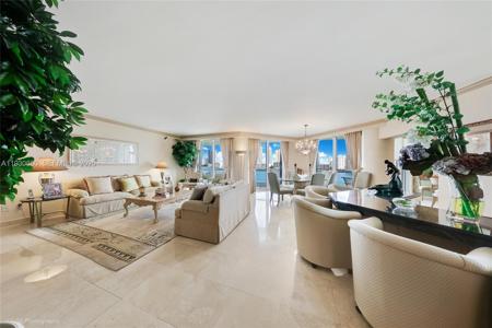 2600 Island Blvd