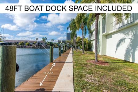 16570 NE 26th Ave DOCK 32