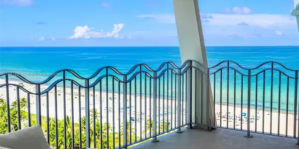 1500 Ocean Dr