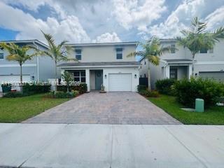 687 SE 17TH AVE