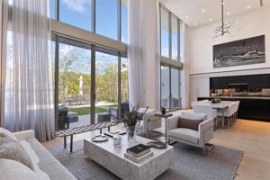 300 Collins Ave