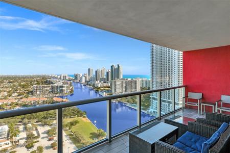 2602 E Hallandale Beach Blvd