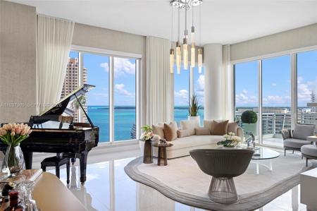 900 Brickell Key Blvd
