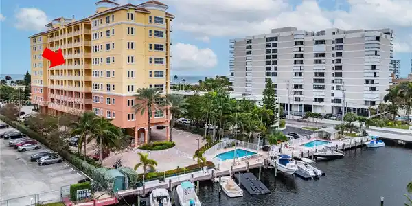 1395 S Ocean Blvd