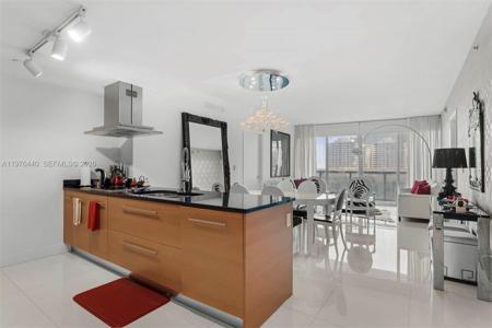 495 Brickell Ave