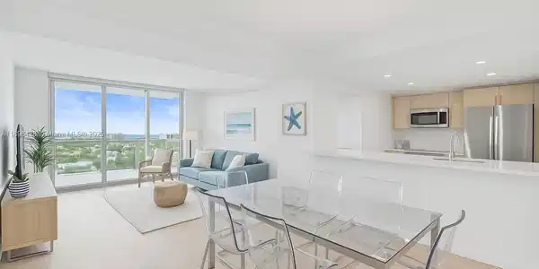 650 West Ave