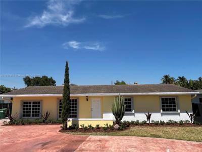 8953 SW 178th Ter