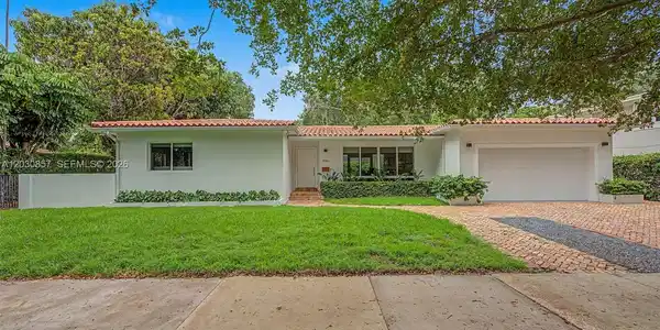 5510 Orduna Dr