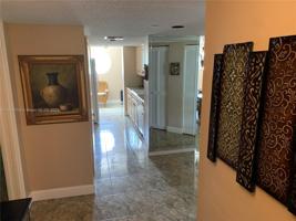 17801 N Bay Rd Unit 206