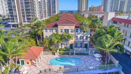 2071 S Ocean Dr