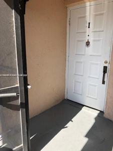 889 Hamilton Dr