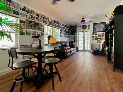 2463 Pine Tree Dr