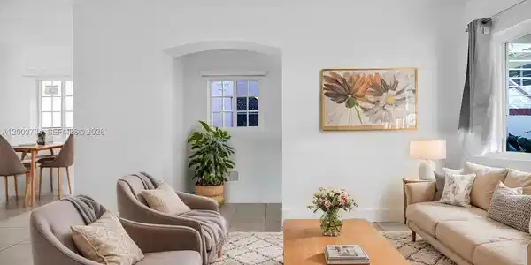 1195 Marseille Dr