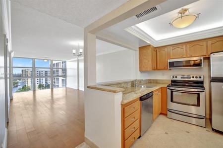 1391 S Ocean Blvd