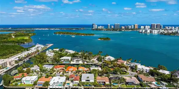 13190 Biscayne Bay Ter