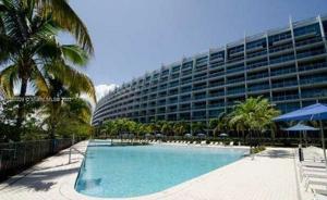 2950 NE 188 ST Unit 311