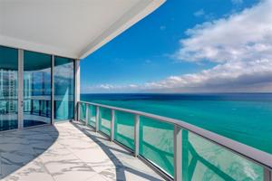 17475 Collins Ave Unit 2301