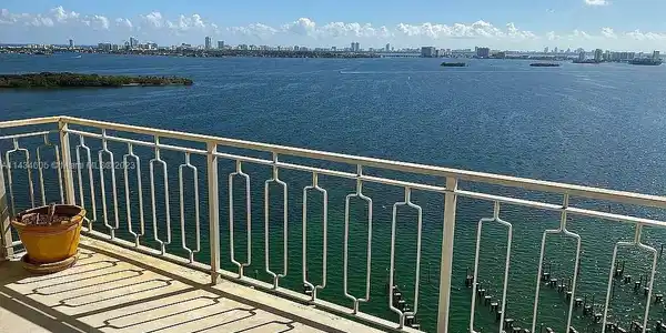 11111 Biscayne Blvd Unit 21C