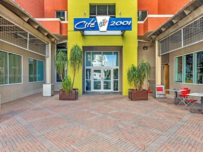 2001 Biscayne Blvd