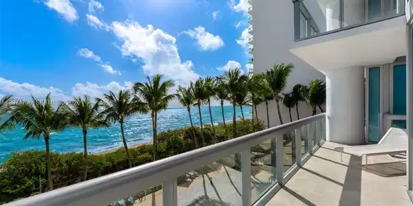 Image 4: Balcony from living room