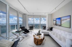 600 NE 27th St Unit 3401