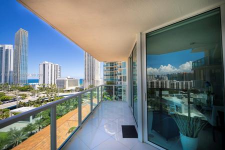 200 Sunny Isles Blvd