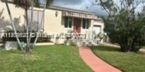 9416 Byron Ave